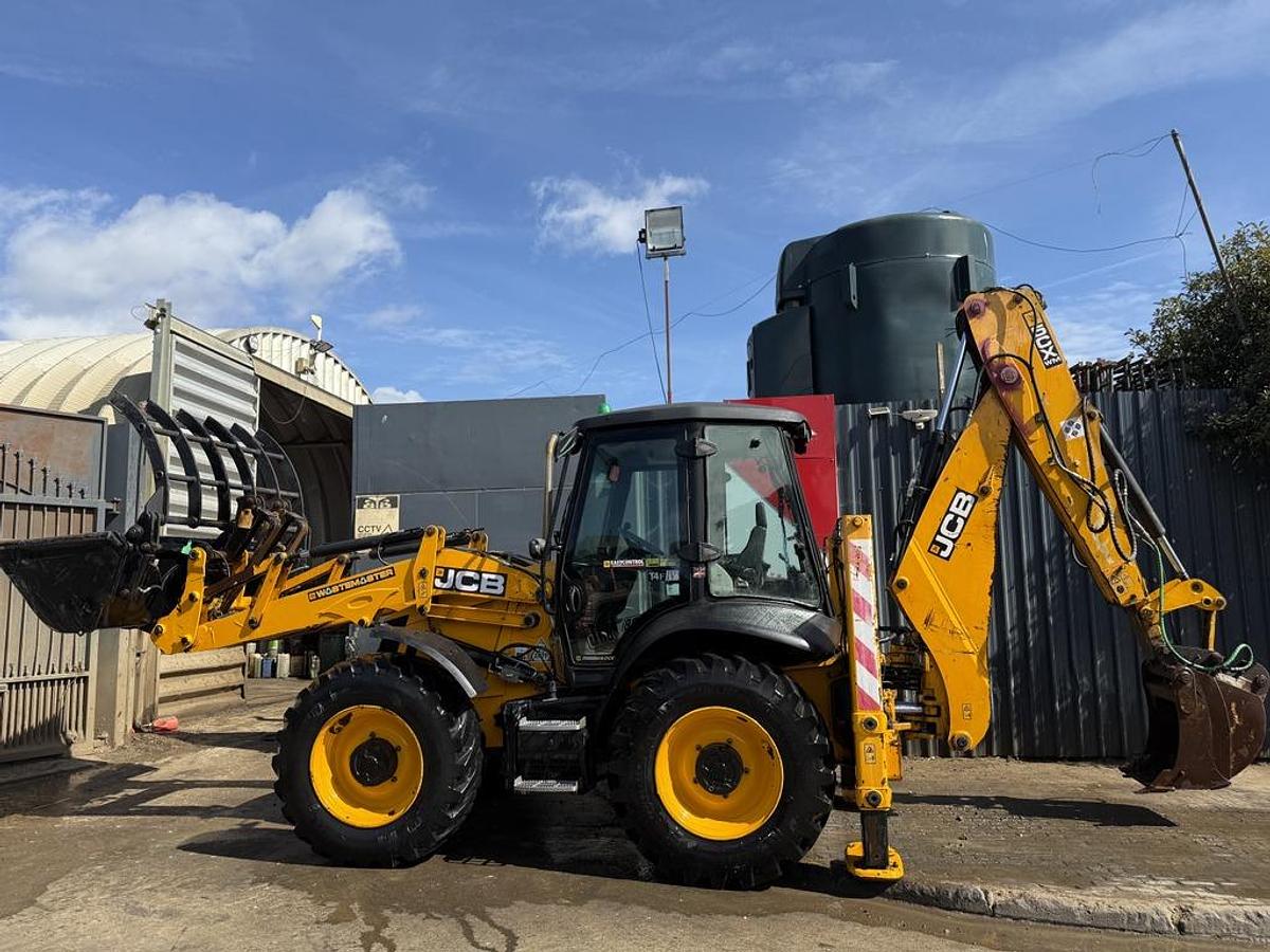 Used JCB 5CX Wastemaster Backhoe Loader