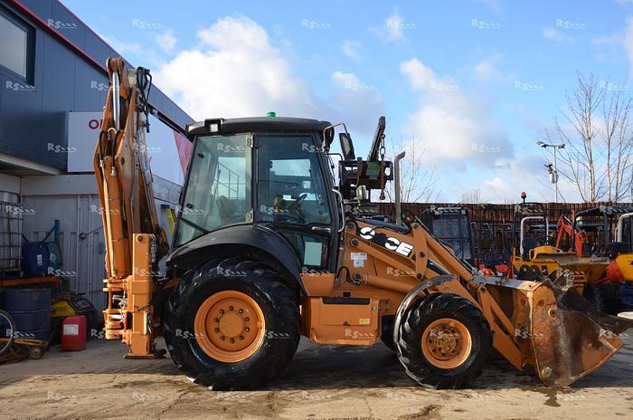 Used CASE 590ST