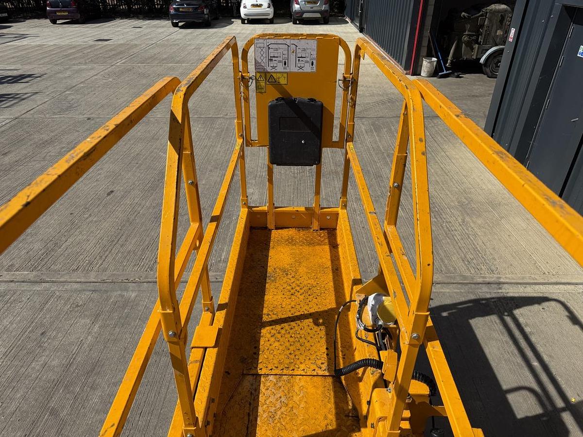 Used 2022 JCB S1930E