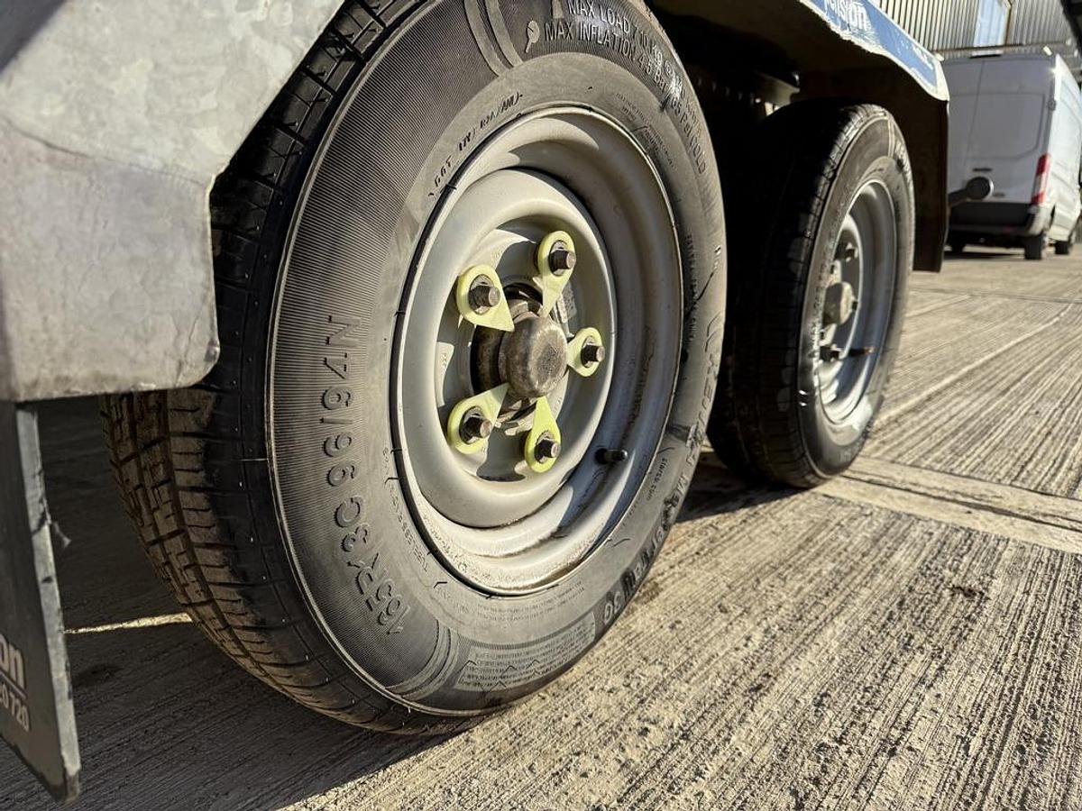 Used Indespension AD2000 2.7t Plant Trailer