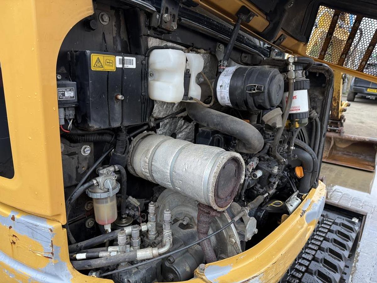 Used Caterpillar 302.7D CR 2.8t Mini Excavator