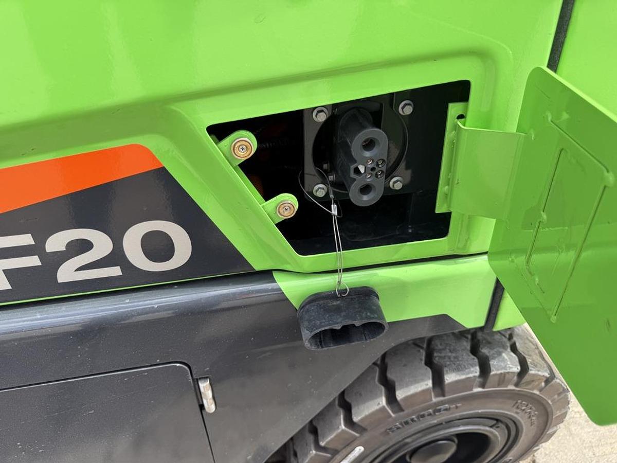 Used LiuGong CPD20 2t Electric Forklift