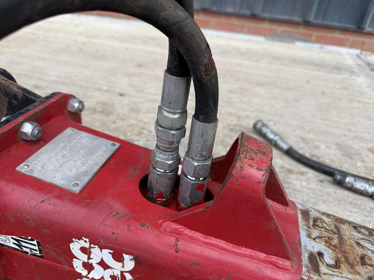 Used Socomec DMS 50 0,7 - 1,2 t Hydraulic Breaker