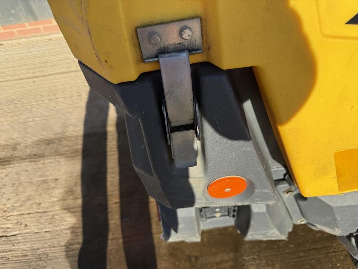 Used Atlas Copco XAS67 3.6 m3/min Compressor