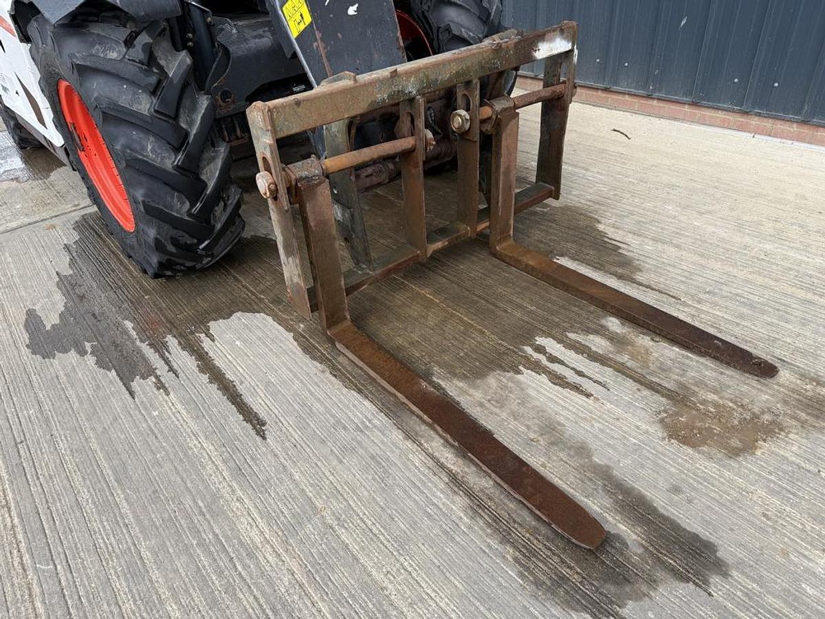 Used Bobcat TL30.60 Agri 6m Telehandler