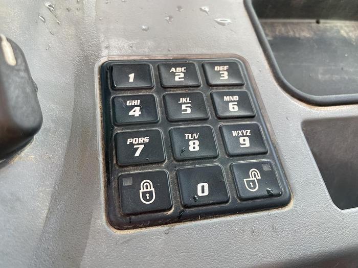 Used Bobcat E26 2.6t Mini Excavator