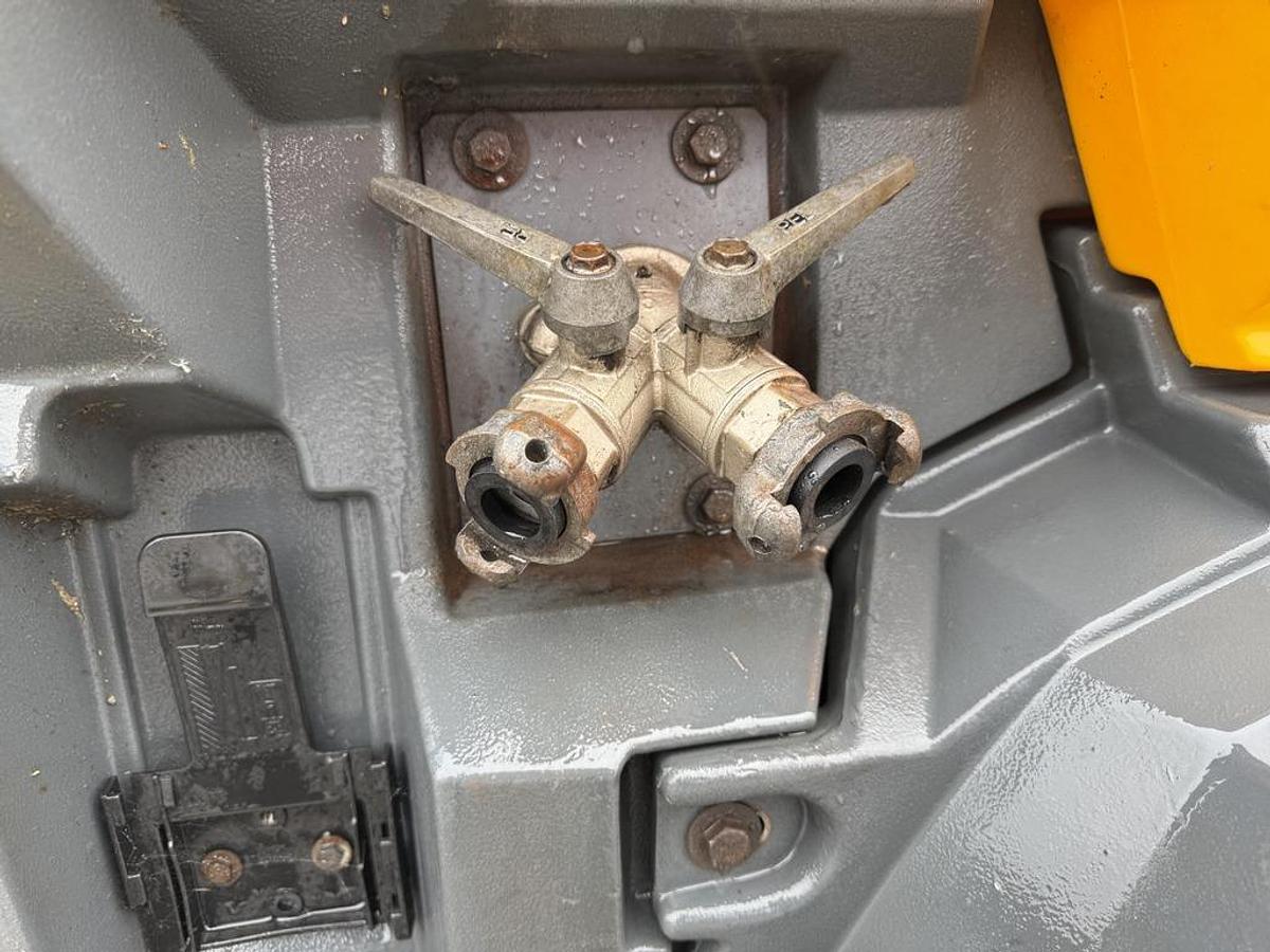 Used Atlas Copco XAS47 2.5 m3/min Compressor