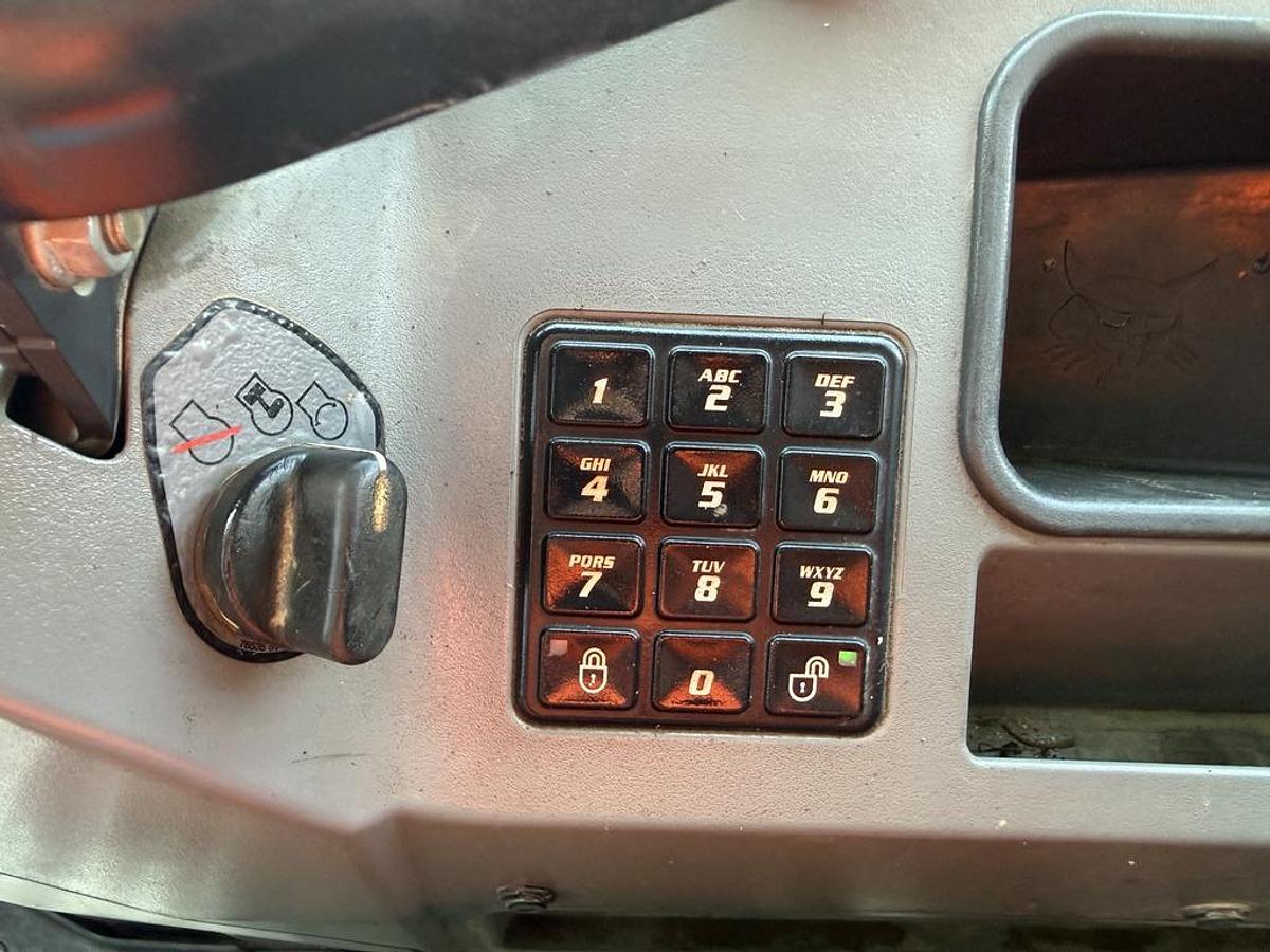 Used Bobcat E26 2.6t Mini Excavator