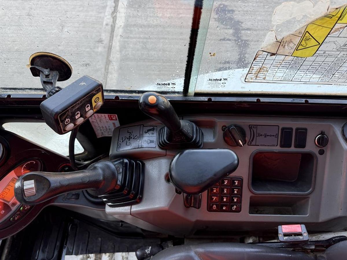 Used Bobcat E26 2.6t Mini Excavator