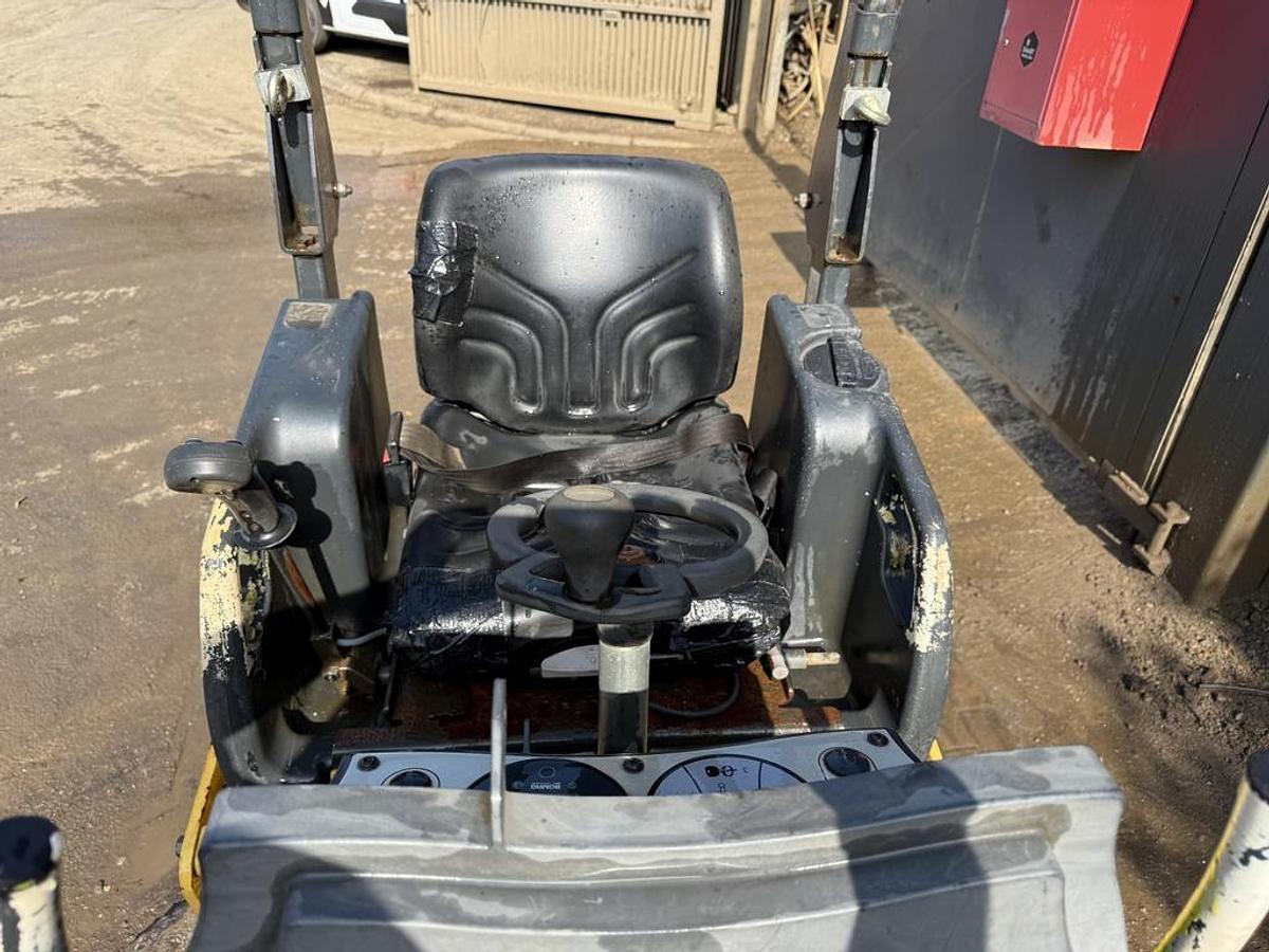 Used Bomag BW 100 ADM-5 1.7t Roller