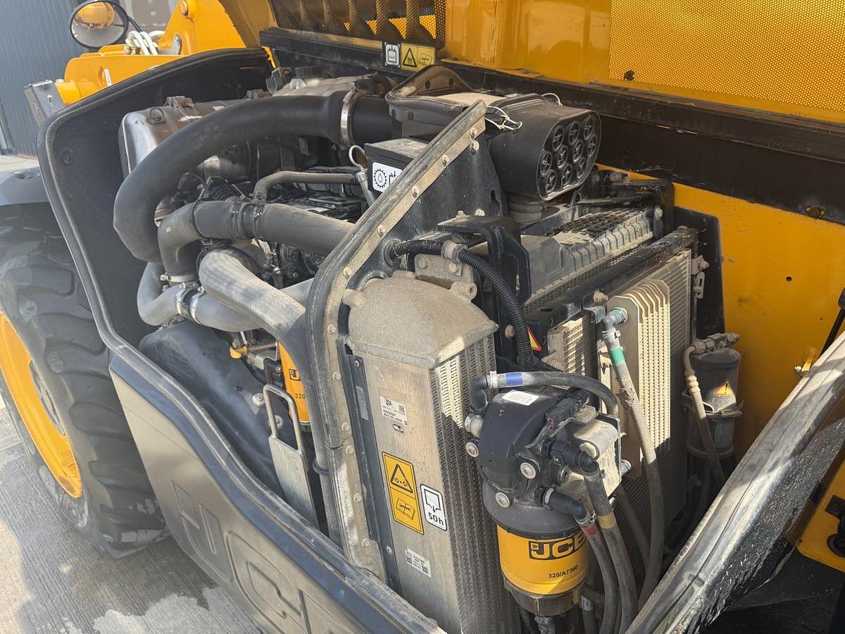Used 2021 JCB 540-140