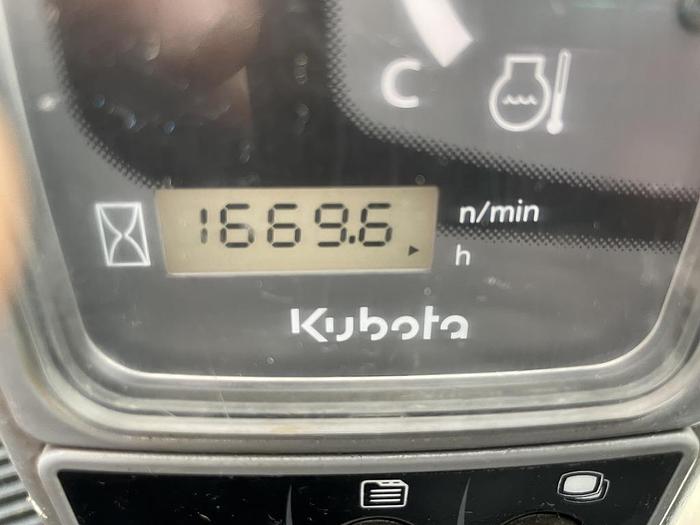 Used KUBOTA KX016-4
