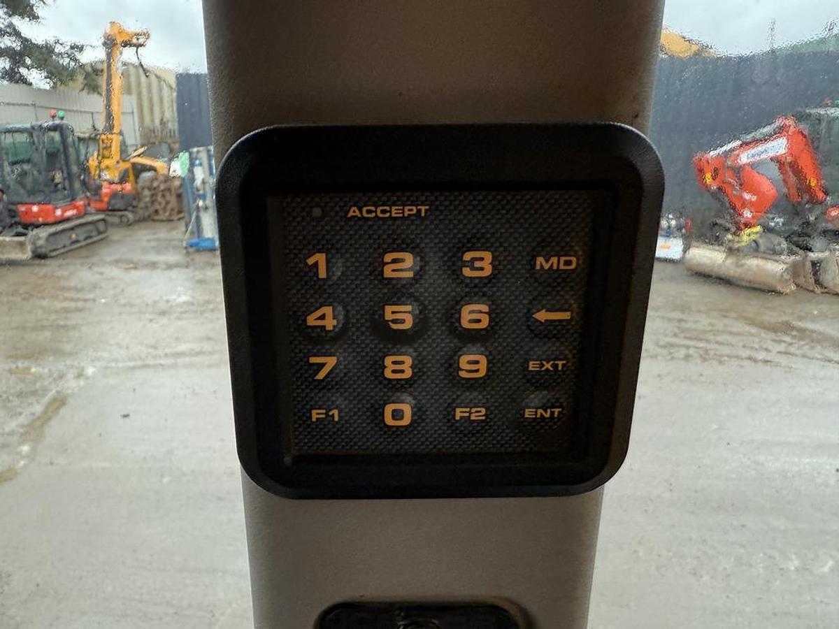 Used JCB 3CX Compact Backhoe Loader