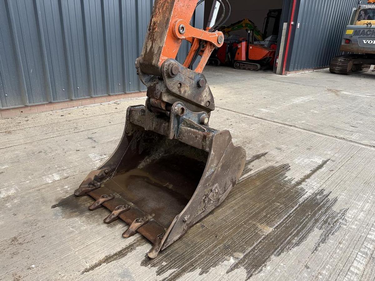 Used Hitachi ZX85 USB-5A 8t Mini Excavator