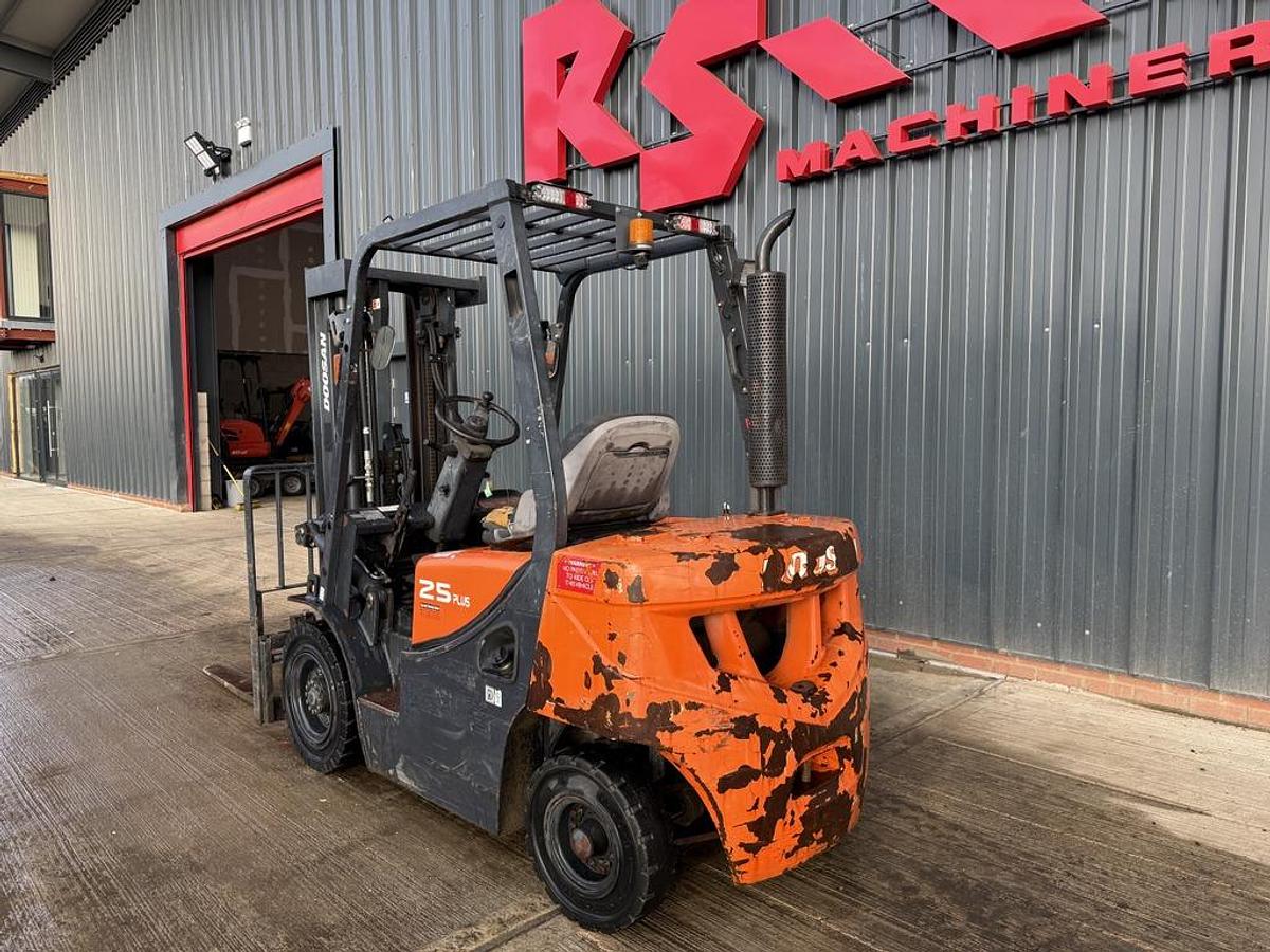 Used Doosan D25 GP 2.5t Diesel Forklift