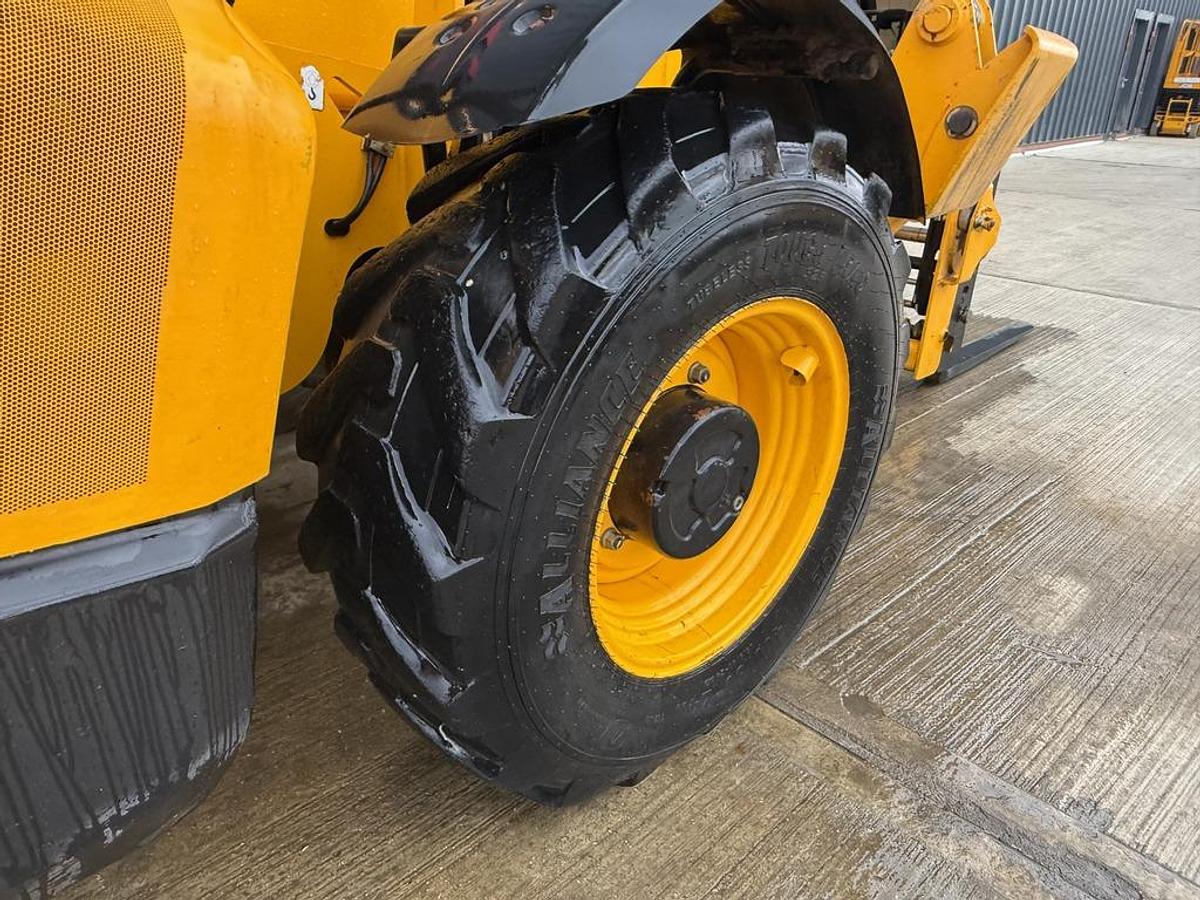 Used JCB 540-140 14m Telehandler
