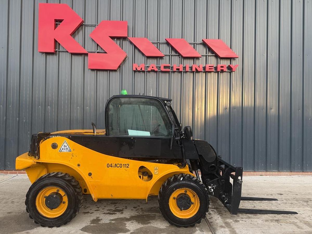 Used JCB 520-40 2t 4m Telehandler