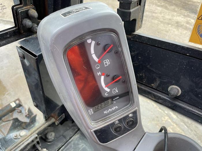 Used KUBOTA KX016-4