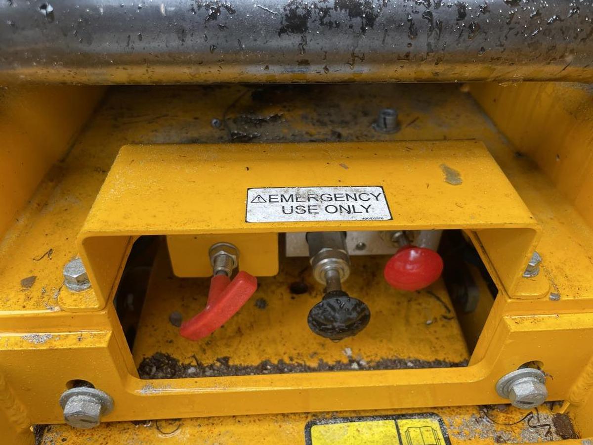 Used JCB S1930E 8m Electric Scissor Lift