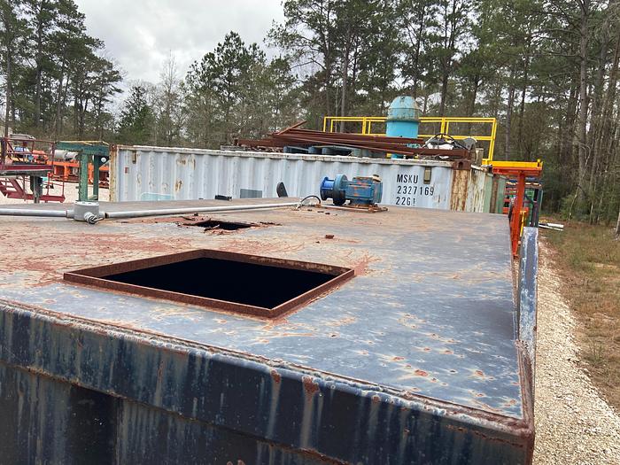 Used NA Closed Top Mix Tank