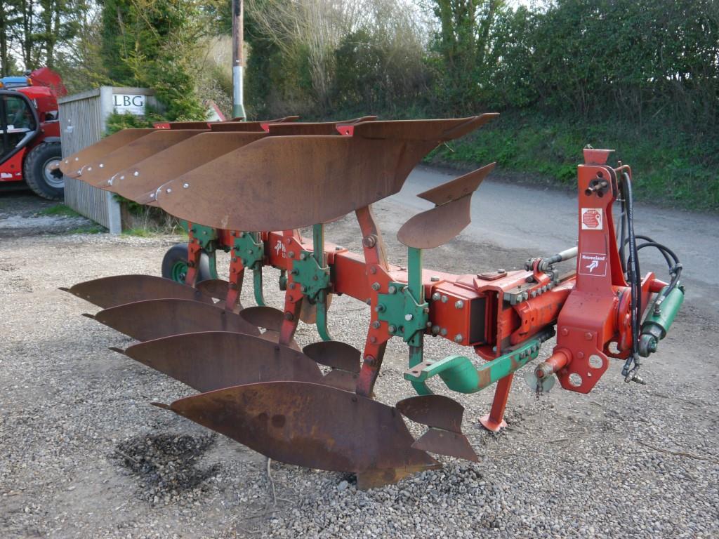 Used Kverneland LD85 Plough
