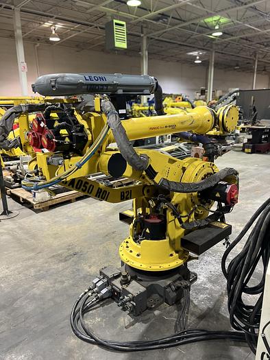 Used FANUC M900iA/260L, CLEANED AND TESTED, ONLY 2,910 HOURS