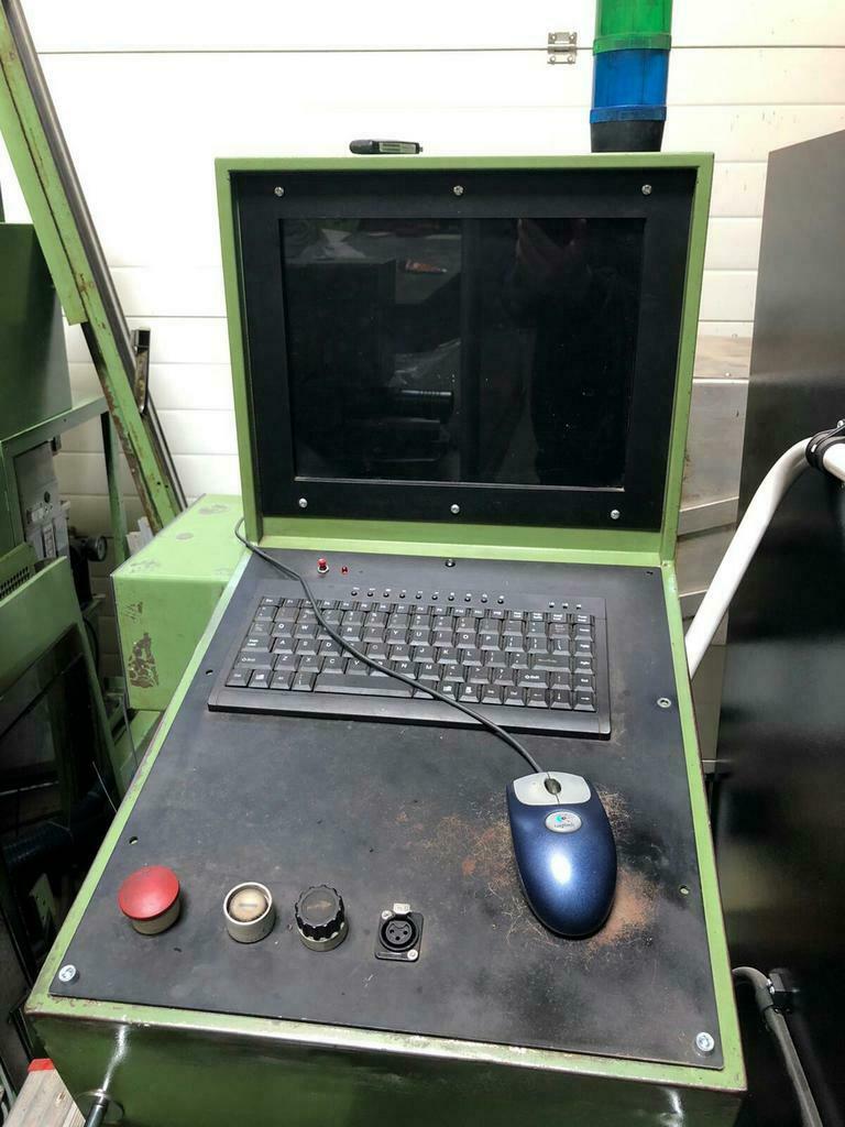 Usado 1990 MAHO MH-C 900