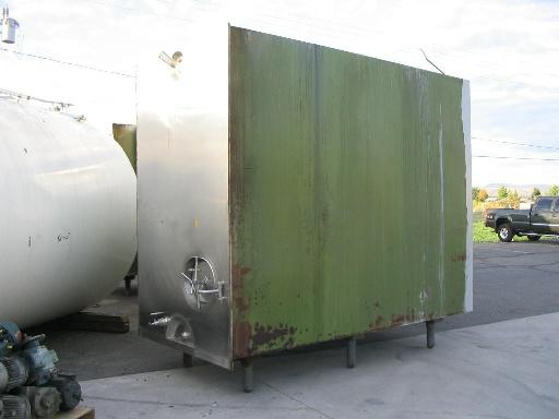 Used 3000 GALLON STORAGE TANK.  CHERRY  BURRELL MODEL GRW
