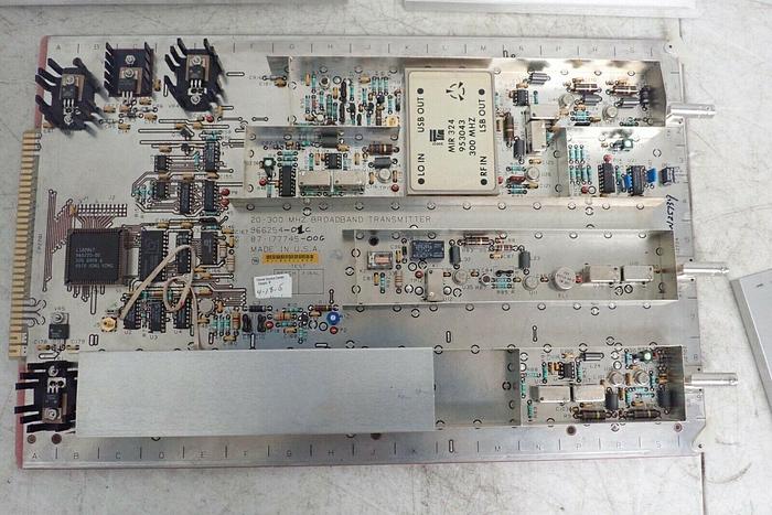 Used 20-300 MHz Broadband Transmitter 966254-01C 87-177745-00G 149201160 Board