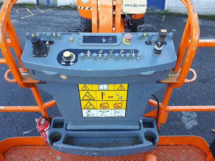 Used 2010 JLG 450AJ