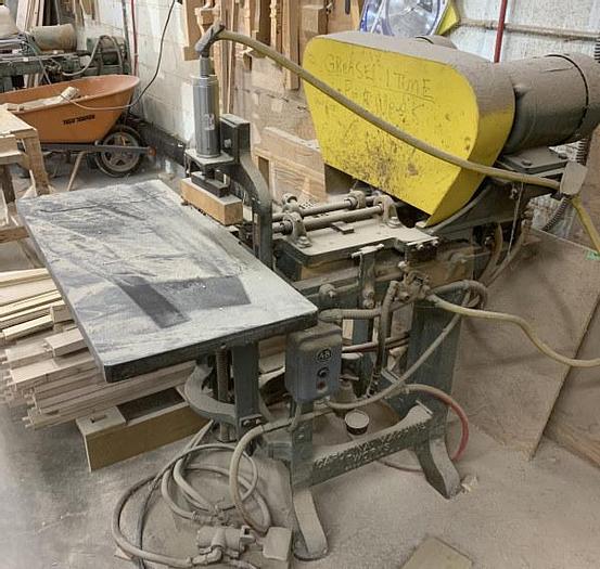 Used CAROLINA DOUBLE-SPINDLE HORIZONTAL BORING MACHINE