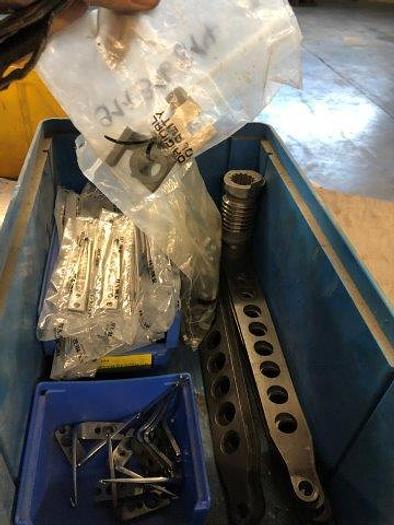 Gebraucht Sulzer Ersatzteile - neuwertig, gebraucht, mech., elektronisch