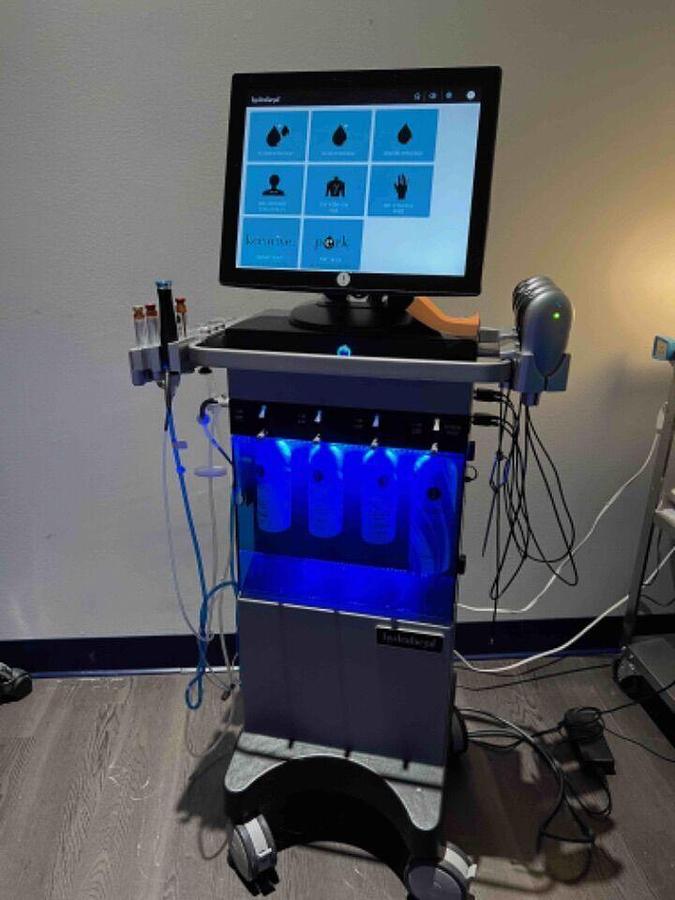 Used For Sale EDGE SYSTEMS HydraFacial Elite MD Tower Microdermabraders