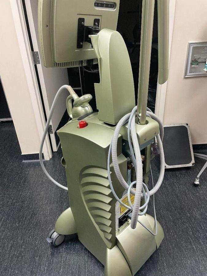 Used For Sale SYNERON SmoothShapes Laser - Radio Frequency (RF)