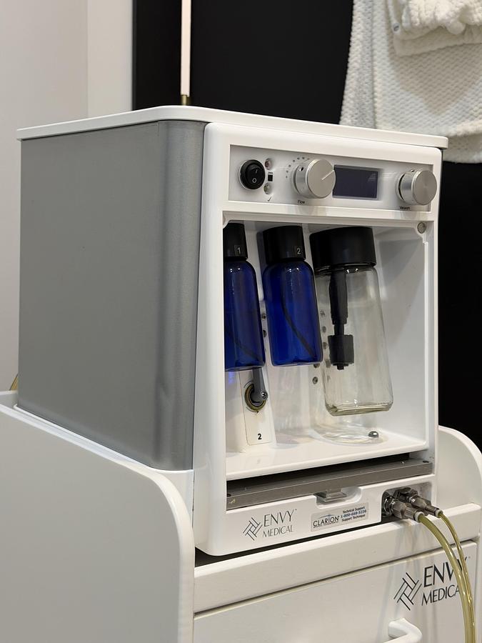 Used 2020 ENVY Medical (Allergan) Diamond Glow