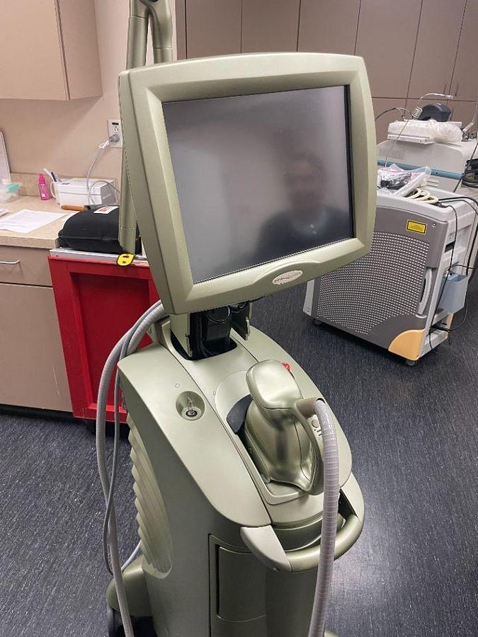 Used For Sale SYNERON SmoothShapes Laser - Radio Frequency (RF)