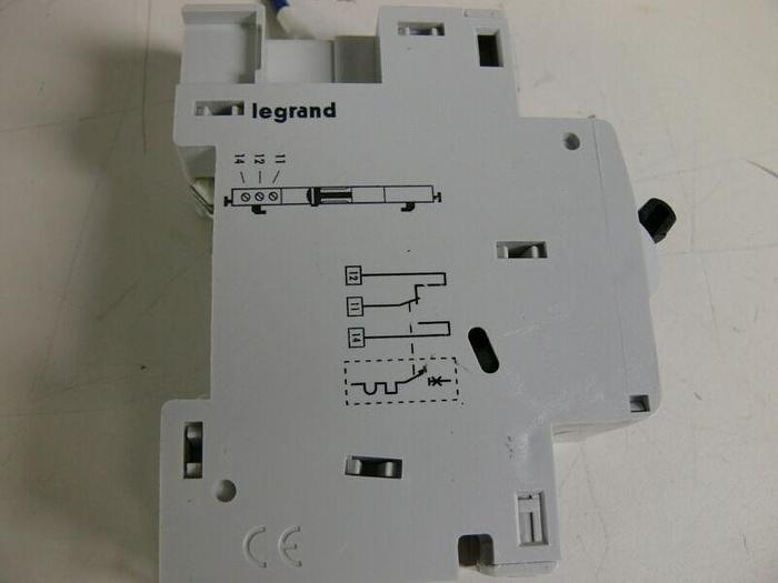 Used Lot of 6 Legrand B1 06152 Circuit Breakers 230/400V