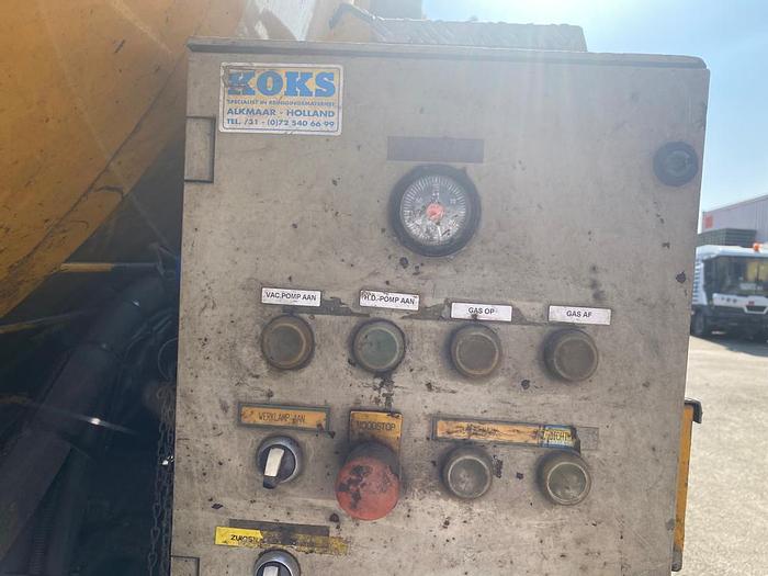 Gebruikt 2007 Mercedes-Benz Axor 1829 L + Koks Kolkenzuiger