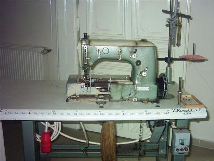 Gebraucht Doppelkettenstichmaschine RIMOLDI Kl. 164-16-12 1.0
