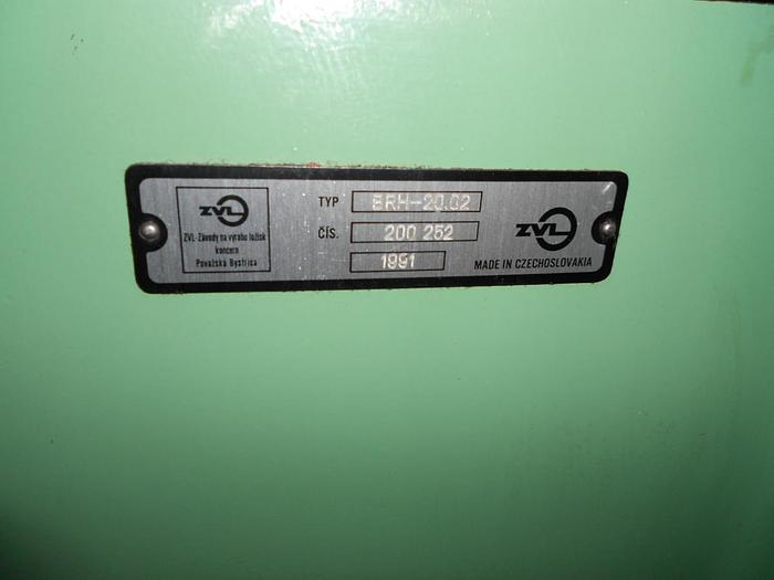 Gebruikt vlakslijpmachine TOS BRH 20 02