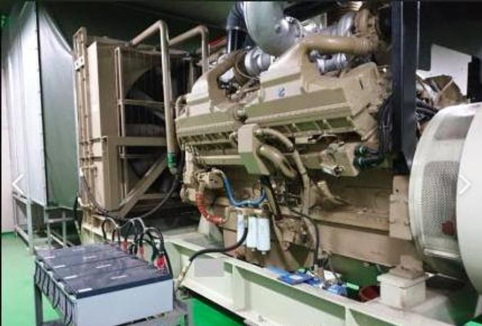 Used 2.2 MW 2006 Used Cummins QSK60-G6 Diesel Generators
