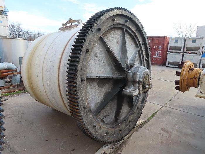 Used 6' X 6' STEVECO PEBBLE MILL - ALUMINA BRICK LINED - 40 HP SEW EURODRIVE