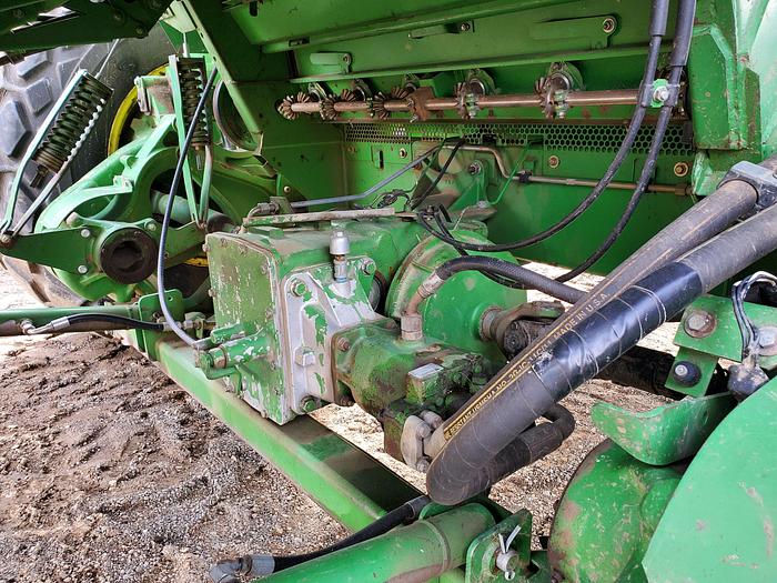 Used ** Auction ** 1996 John Deere 9500 SideHill Combine w/ 25' Header