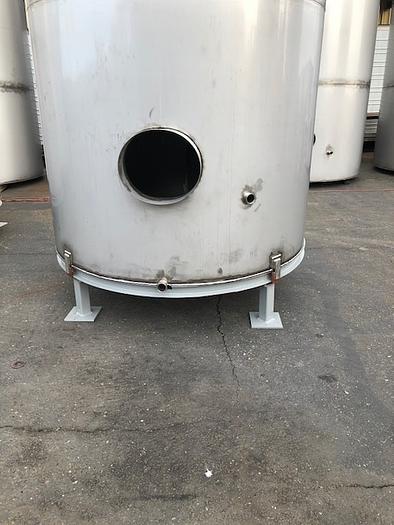 3,175 Gallon Stainless Steel Vertical Tank