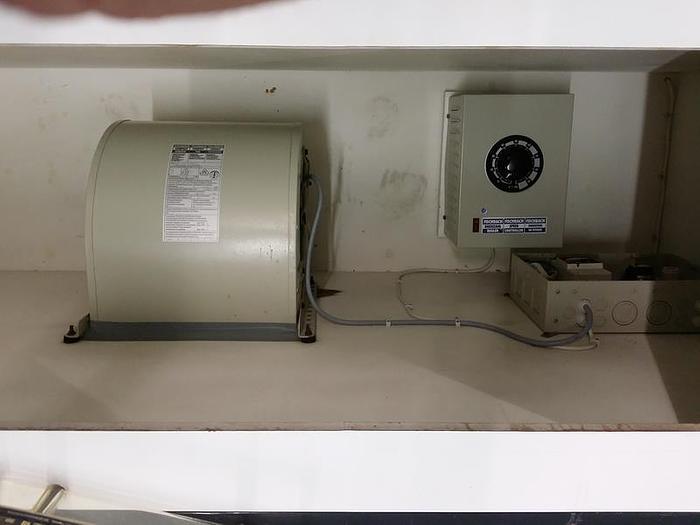 Gebraucht Laminarflow, Reinraumlufthaube, Laminar Flo Box B mit neuem Filter, Fischbach