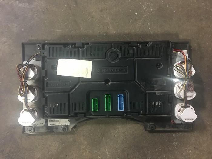 Used 2011 Mack CHU613