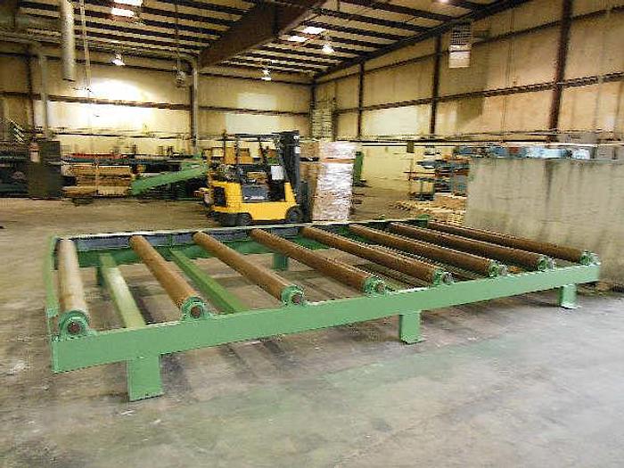 Used GROVE-DRIVE TMOL325-3, 8-1/2 INCH WIDE x 18 INCH LONG HEAVY-DUTY ROLL CASE CONVEYOR