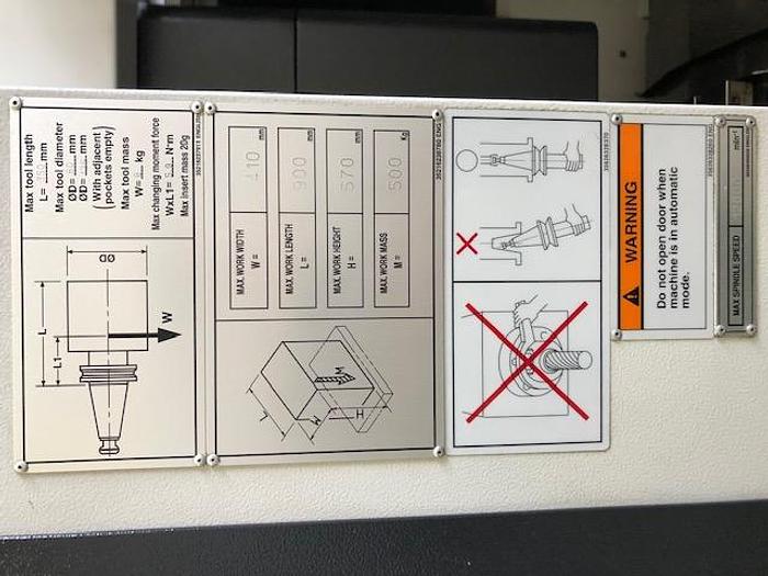 Usato CENTRO DI LAVORO VERTICALE MAZAK VCN 410A - II