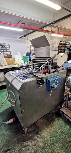 Used LARGE LAYERER