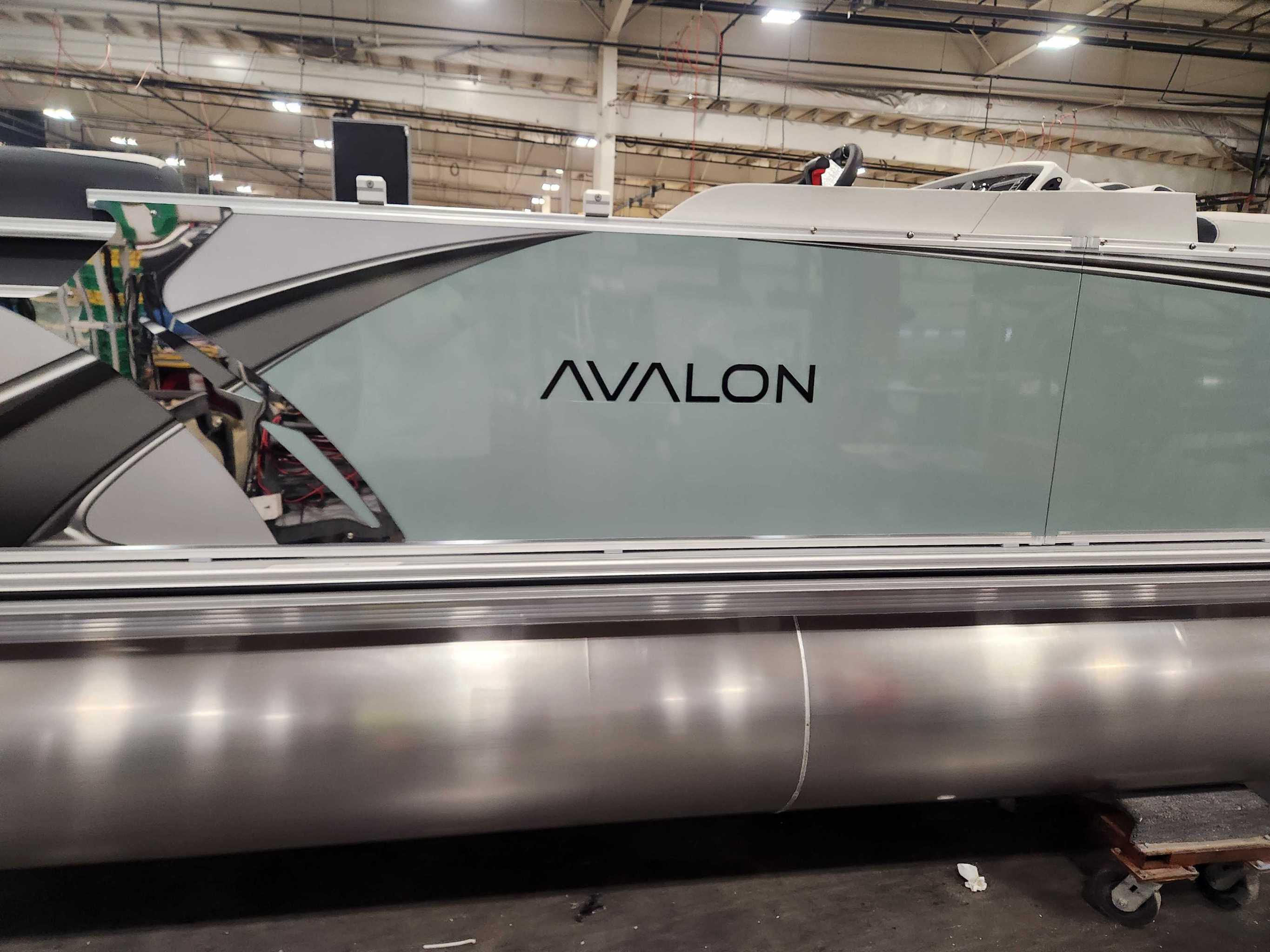 2026 Avalon 2385 25 LSZ QLS